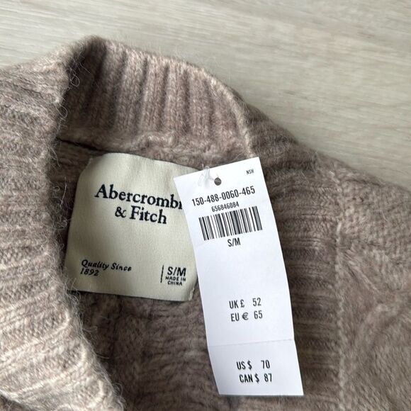 Abercrombie & Fitch Cable Crew Dolman‎ Sweater Tan/Grey S/M Nwt - Picture 6 of 6